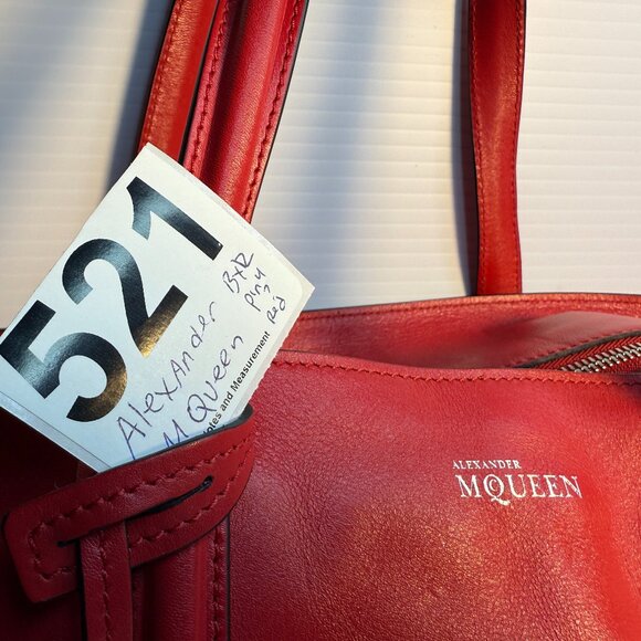 Alexander McQueen Leather Skull Padlock Tote. With dust bag. - Picture 13 of 13